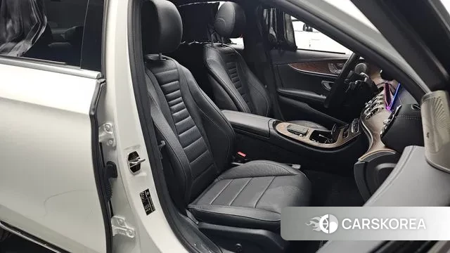 Mercedes-Benz E-Class W213 id 3168617 из Кореи 20