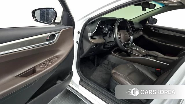 Hyundai The New Grandeur IG id 4402651 из Кореи 32