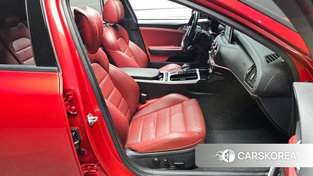 Kia Stinger id 4638017 из Кореи 20