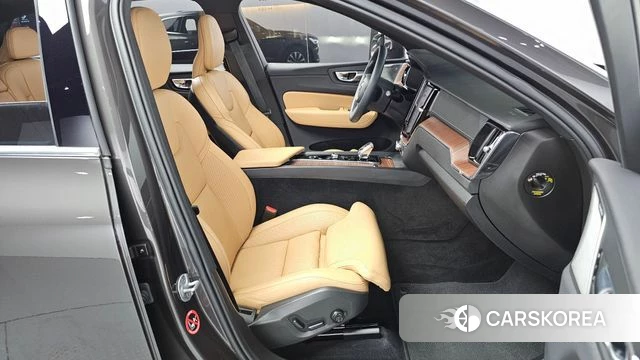 Volvo XC60 second Generation id 4523637 из Кореи 30