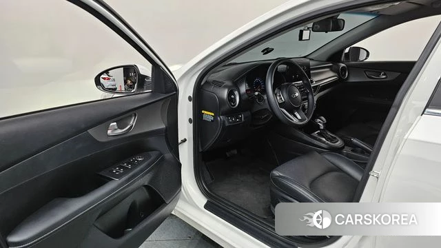 Kia Come New K3 id 4520406 из Кореи 30