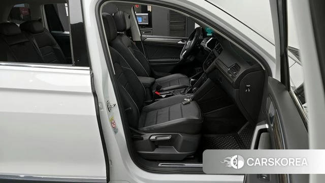 Volkswagen Tiguan Allspace id 4354970 из Кореи 41