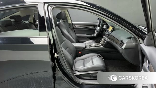 Honda Accord 10th Generation id 3867304 из Кореи 20