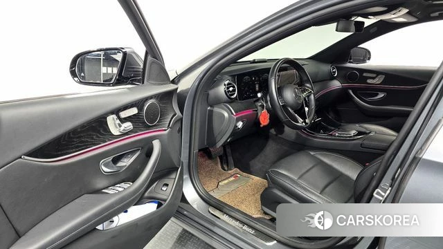 Mercedes-Benz E-Class W213 id 4872079 из Кореи 31