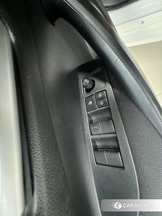 Toyota Corolla id 4263421 из Китая 21