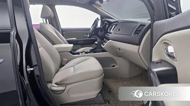 Kia All New Carnival id 3612716 из Кореи 20