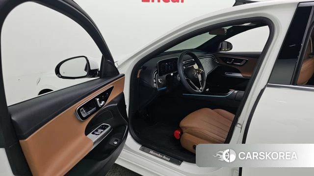 Mercedes-Benz E-Class W214 id 4686457 из Кореи 34