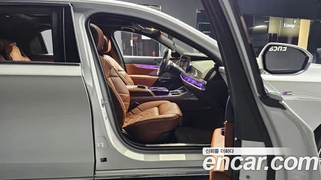 BMW 7 Series (G70) id 2953808 из Кореи 20