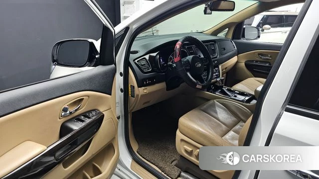 Kia The New Carnival id 3886100 из Кореи 20