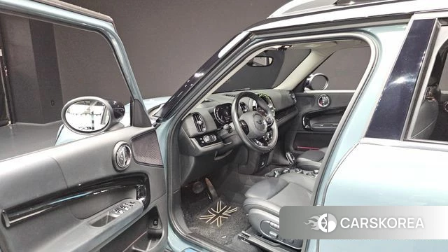 Mini Cooper D Countryman id 4586280 из Кореи 31