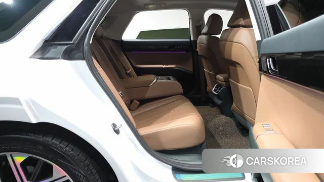 Hyundai Grandeur (GN7) id 4186328 из Кореи 33