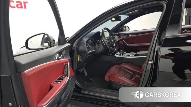 Kia Stinger id 3631830 из Кореи 20