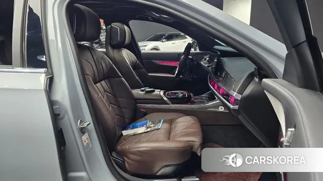 BMW 7 Series (G70) id 3649463 из Кореи 20