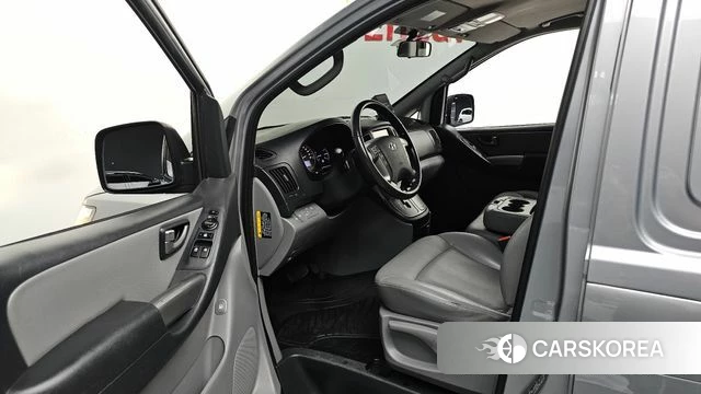 Hyundai The New Grand Starex id 4689179 из Кореи 32