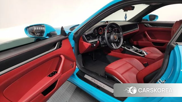 Porsche 911(992) id 4196467 из Кореи 20