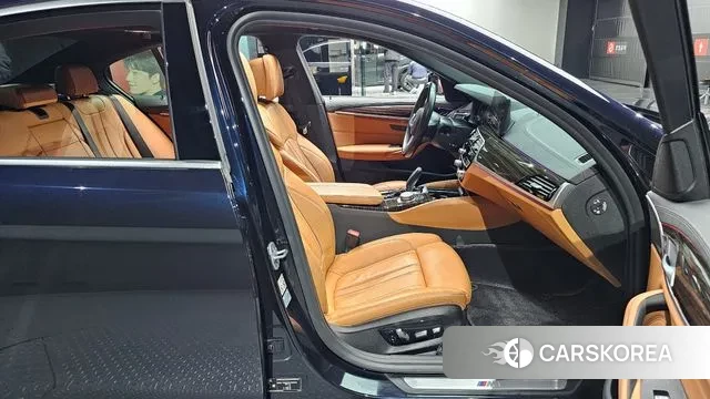 BMW 5 Series (G30) id 3535127 из Кореи 20