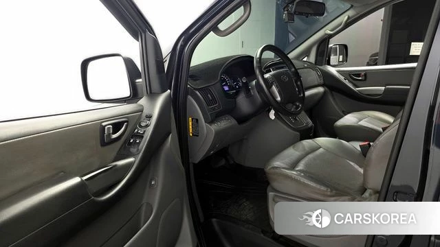 Hyundai The New Grand Starex id 3795852 из Кореи 20