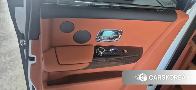 Rolls-Royce Phantom id 3896444 из Кореи 14