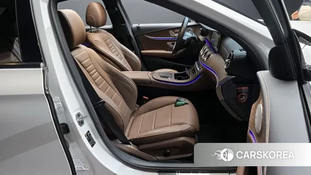 Mercedes-Benz E-Class W213 id 3649378 из Кореи 20