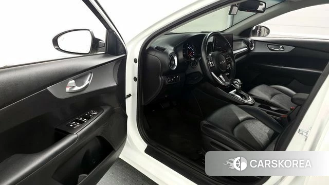 Kia The New K3 2nd generation id 3892257 из Кореи 20