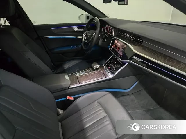 Audi A6 (C8) id 3420795 из Кореи 18