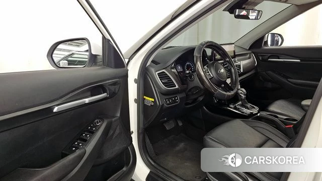 Kia Seltos id 4390151 из Кореи 20