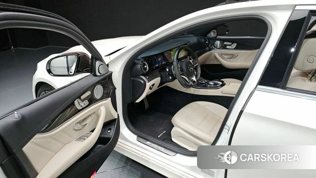 Mercedes-Benz E-Class W213 id 4295086 из Кореи 32