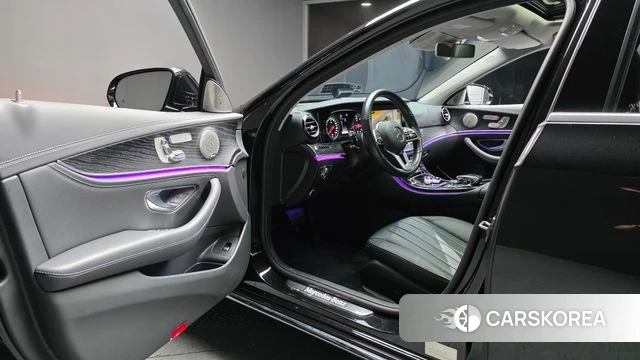 Mercedes-Benz E-Class W213 id 4759533 из Кореи 32