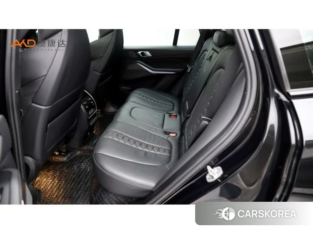 BMW X5 M id 4265474 из Китая 10