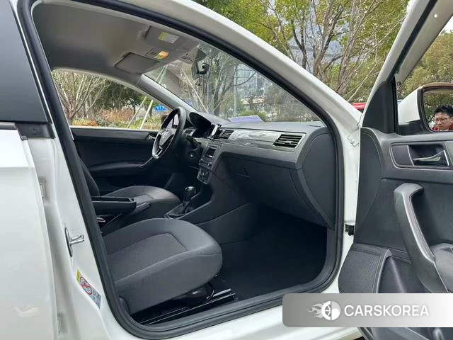 Volkswagen Santana id 4241705 из Китая 10