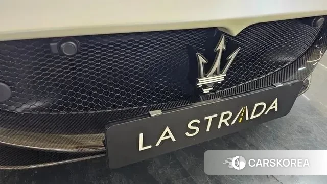 Maserati MC20 id 3487826 из Кореи 20