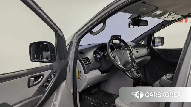 Hyundai The New Grand Starex id 3249199 из Кореи 20