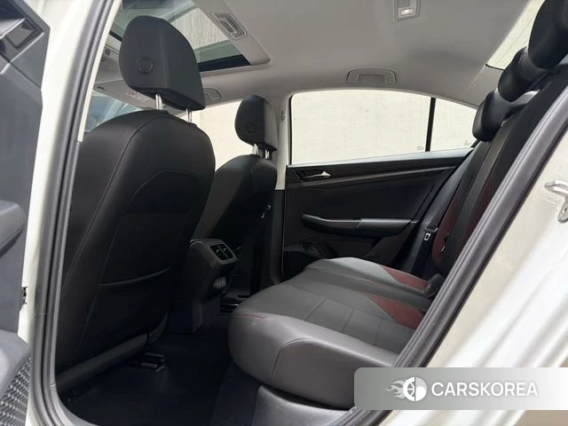 Volkswagen Bora id 4328649 из Китая 12