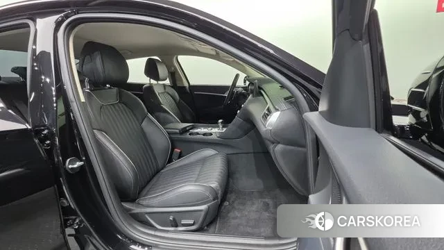 Genesis The New G70 id 3003886 из Кореи 20