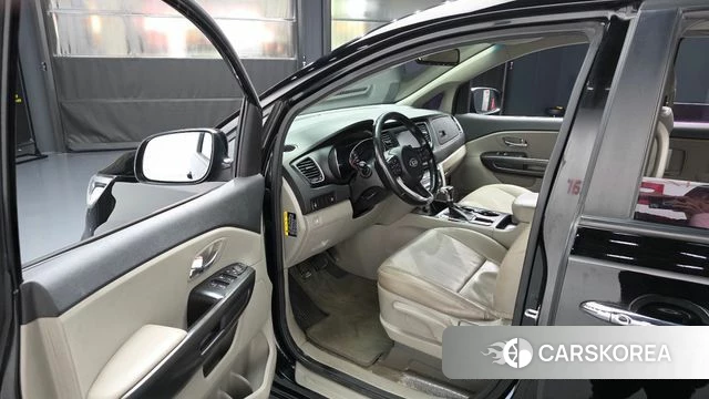 Kia The New Carnival id 4471453 из Кореи 20