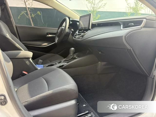 Toyota Corolla id 4359356 из Китая 12