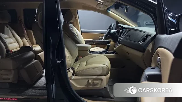 Kia The New Carnival id 3651619 из Кореи 20