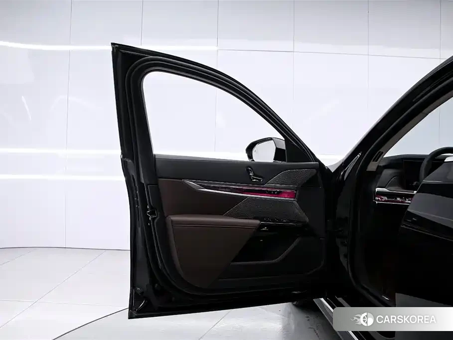 BMW 7 series id 4634722 из Китая 17