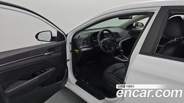 Hyundai Avante AD id 2840158 из Кореи 20