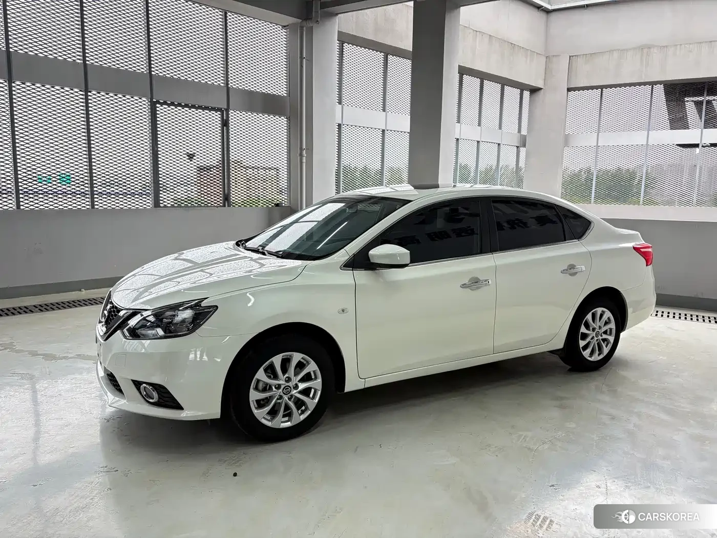Nissan Sylphy id 4553962 из Китая 16