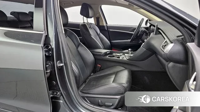 Genesis The New G70 id 3597848 из Кореи 20