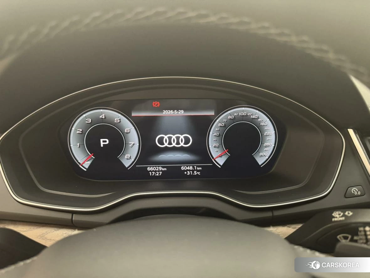 Audi Q5L id 4426525 из Китая 10