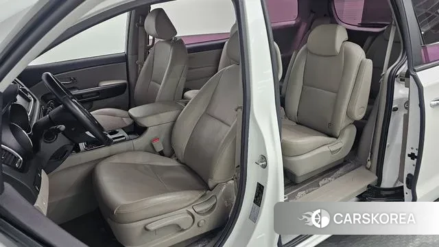 Kia The New Carnival id 3661776 из Кореи 20