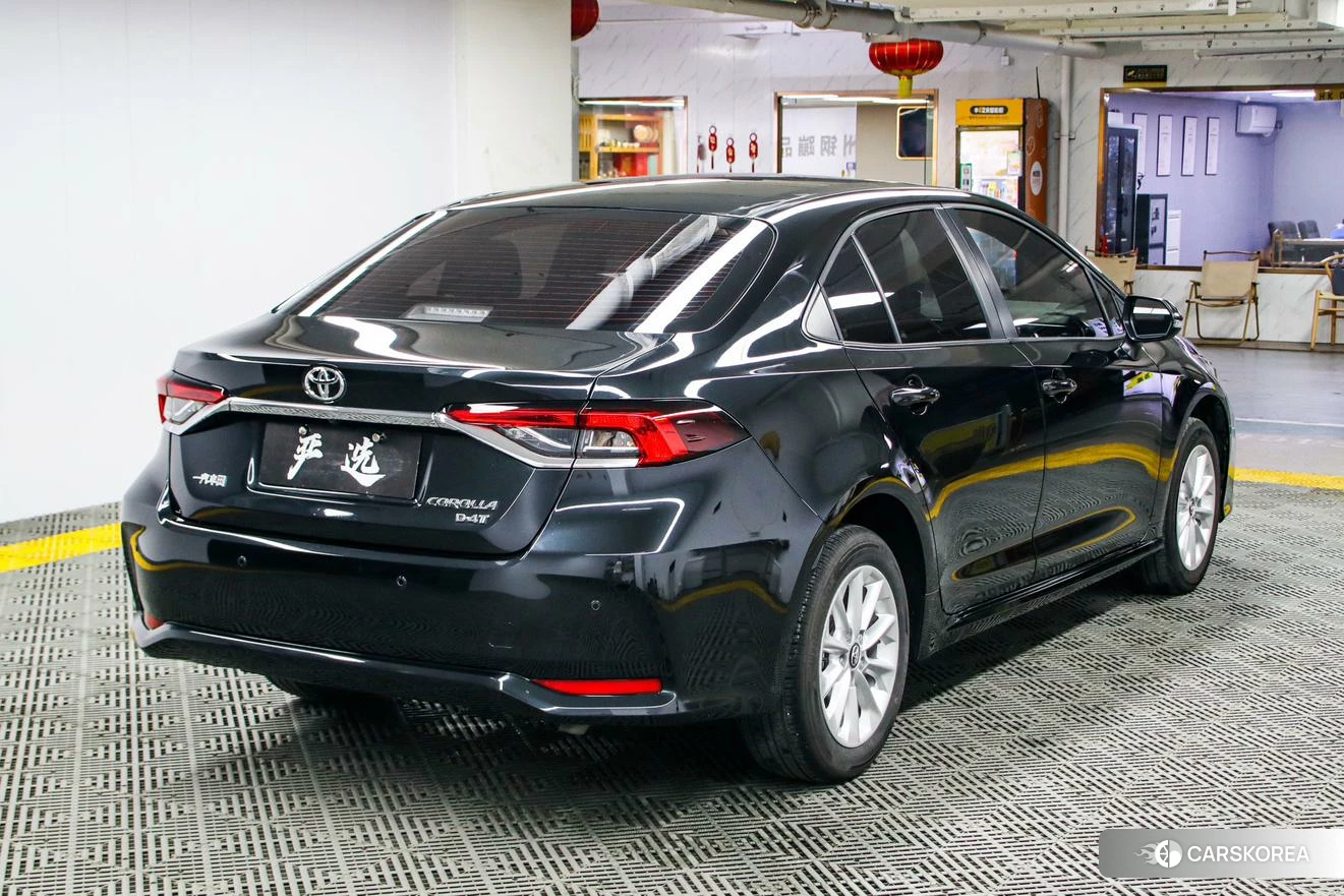 Toyota Corolla id 4452459 из Китая 22
