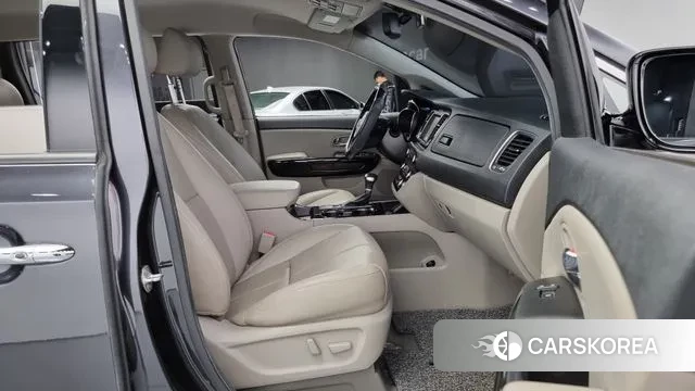 Kia The New Carnival id 2971518 из Кореи 20