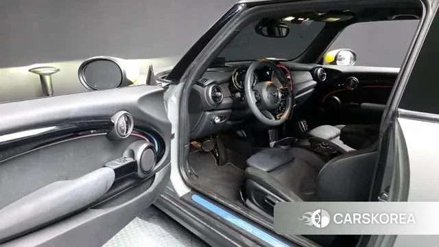 Mini Cooper Electric id 3322930 из Кореи 20