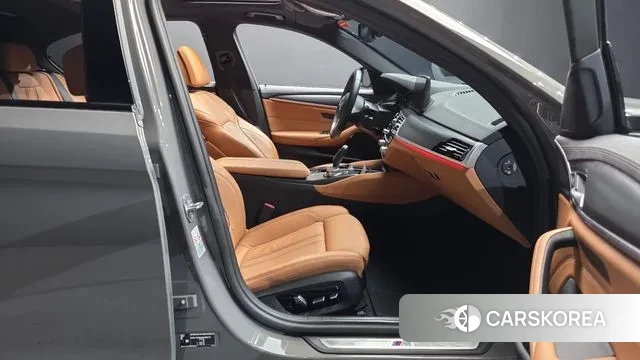 BMW 5 Series (G30) id 3524289 из Кореи 20