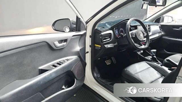 Kia Stonic id 3966285 из Кореи 20