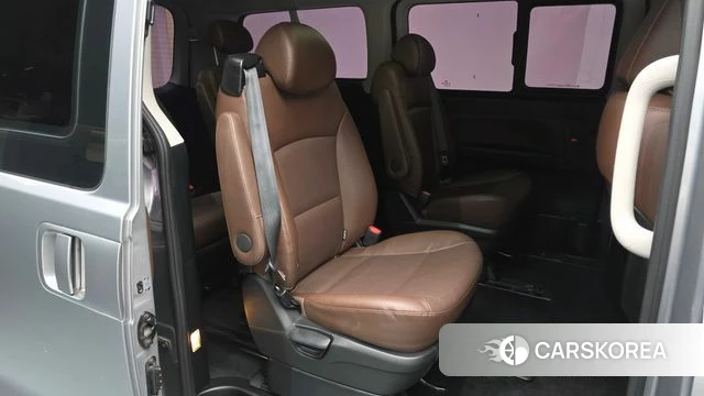 Hyundai The New Grand Starex id 4197172 из Кореи 31