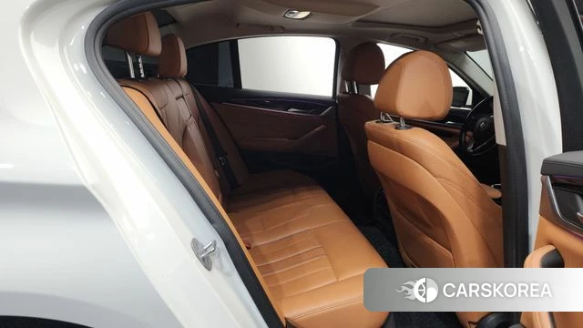 BMW 5 Series (G30) id 3917190 из Кореи 20